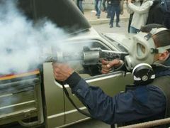 Policie použila k rozehnání demonstraci i slzný plyn.
