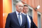 Putinova kamufláž pro vítězství stačit nebude. Blíží se konec hry, tvrdí analytik
