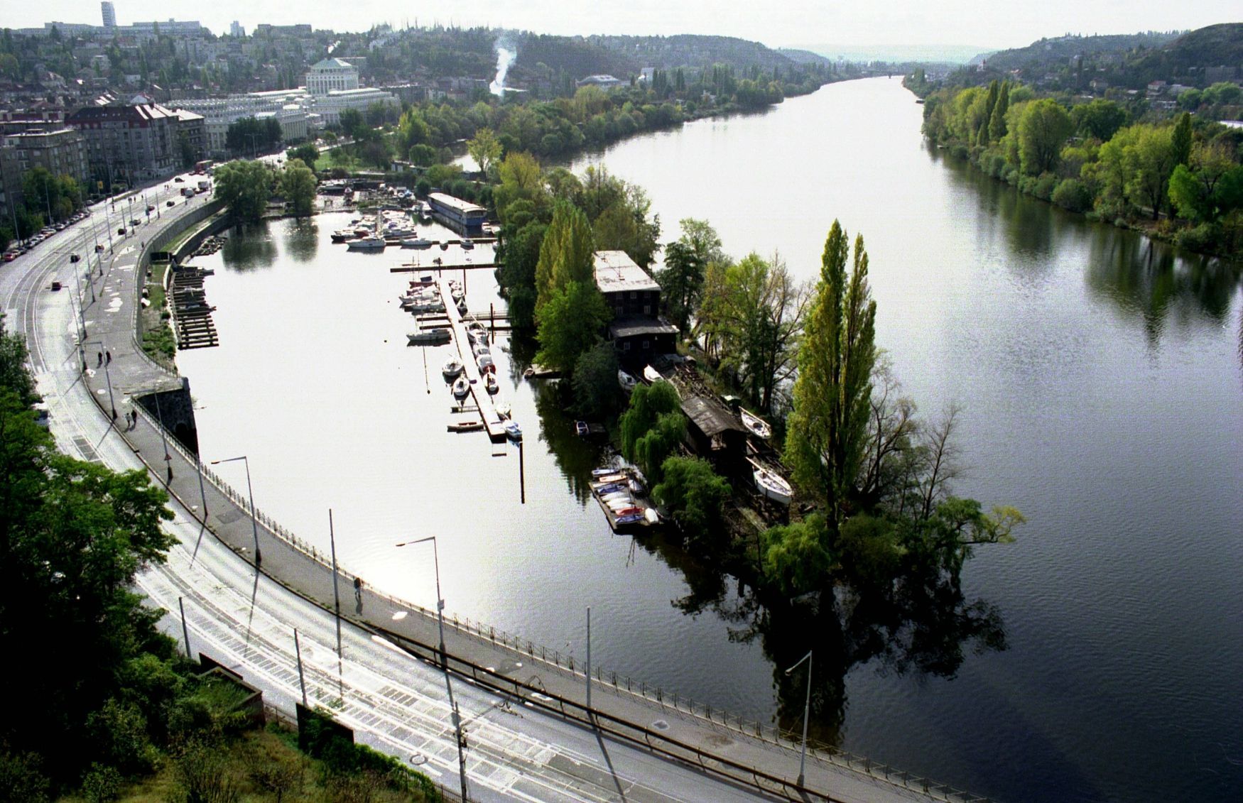 Podolský přístav (1997)