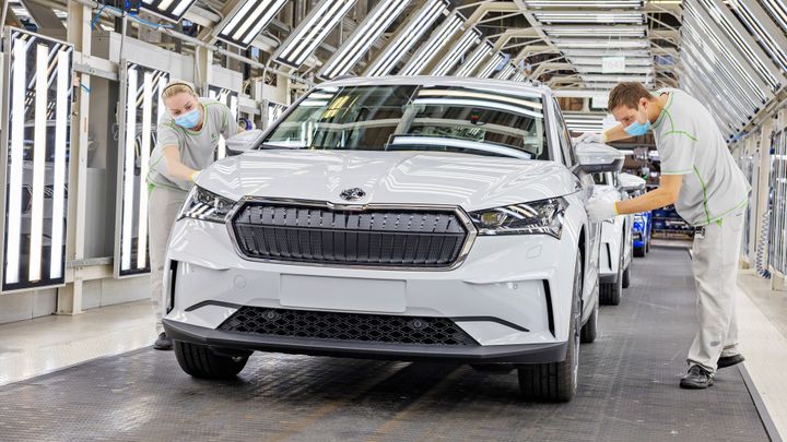 Škoda Auto obnovuje výrobu elektrického Enyaqu. Cíl je 370 kusů denně; Zdroj foto: Škoda Auto