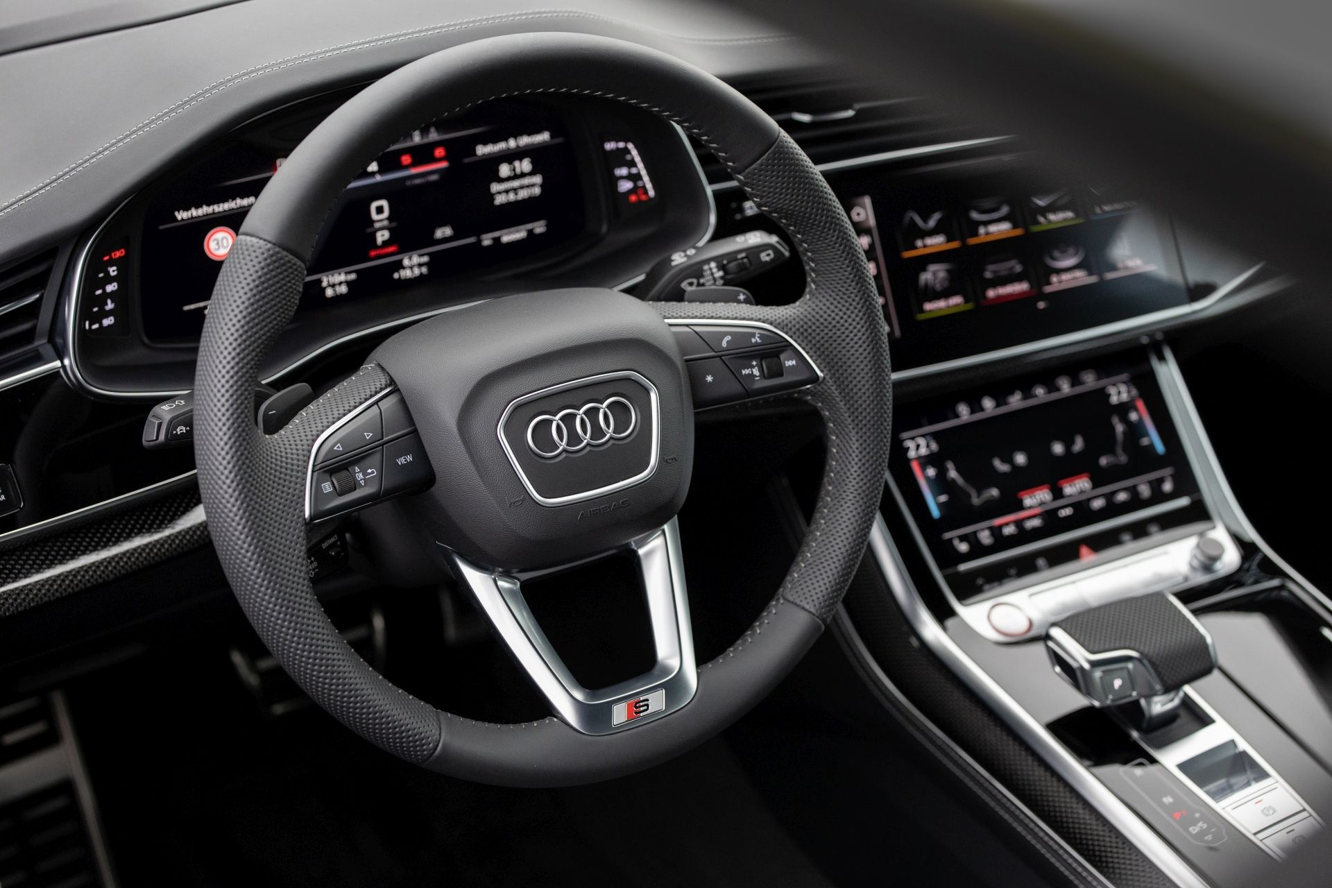Audi SQ8