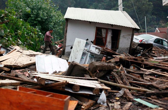 Následky tsunami a zemětřesení v Constitución