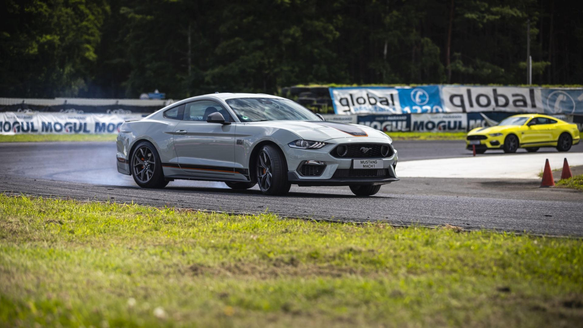 Ford Mustang Mach 1