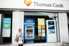 Z Thomas Cook se oddělují divize, chtějí přežít. Osud české řeší německý likvidátor