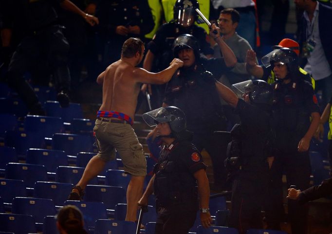 Fanoušci v zápase AS Řím - CSKA Moskva