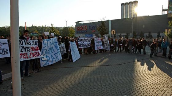 Strako, táhni na Spartu! Slávisté protestovali v ulicích