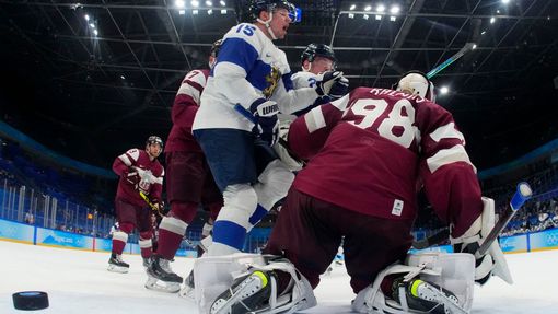 Finové dávají gól do lotyšské sítě