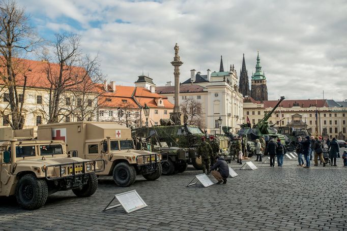 Výstava vojenské techniky Armády České republiky, Hradčanské náměstí, Praha, 12. 3. 2019