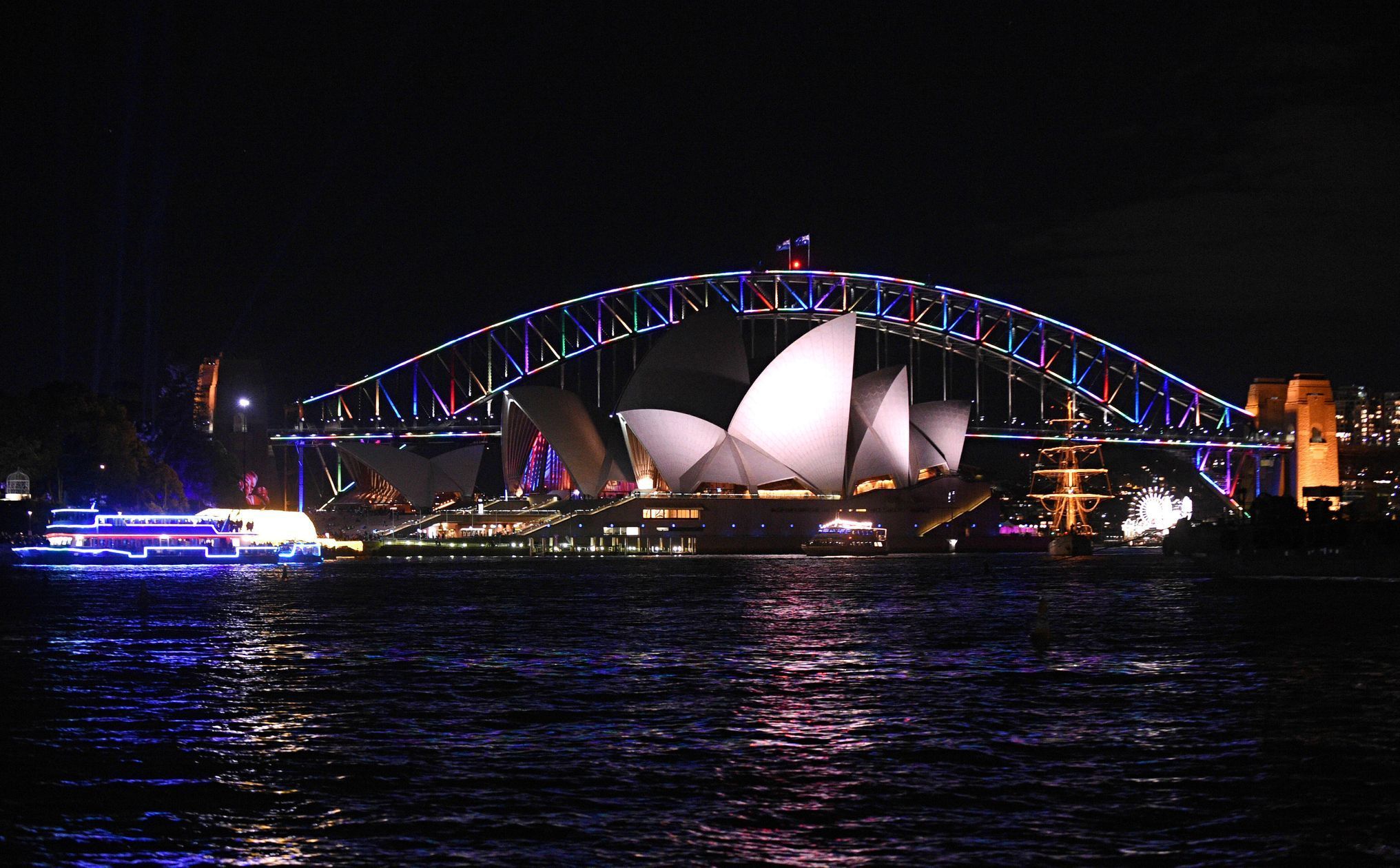 Sydney: Hold obětem útoku v Orlandu