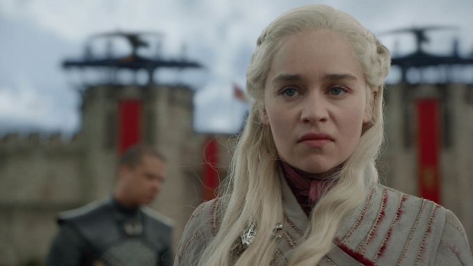 Rod Targaryenů ve Hře o trůny zosobňovala královna Daenerys v podání Emilie Clarkeové.