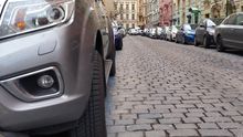 Nejjednodušší práce na světě? Za nahlášení špatného parkování lidé dostanou zaplaceno