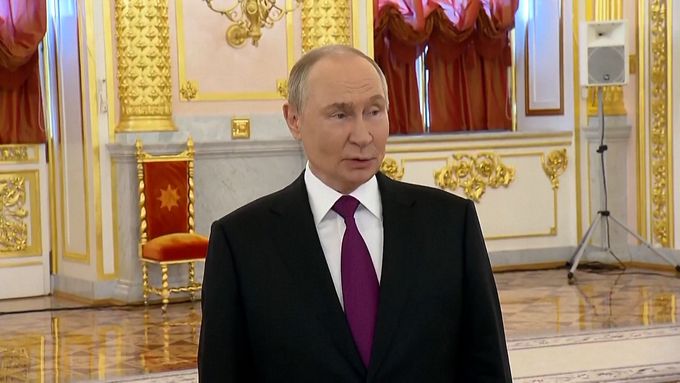 Vladimir Putin promluvil o setkání s Donaldem Trumpem i Volodymyrem Zelenským