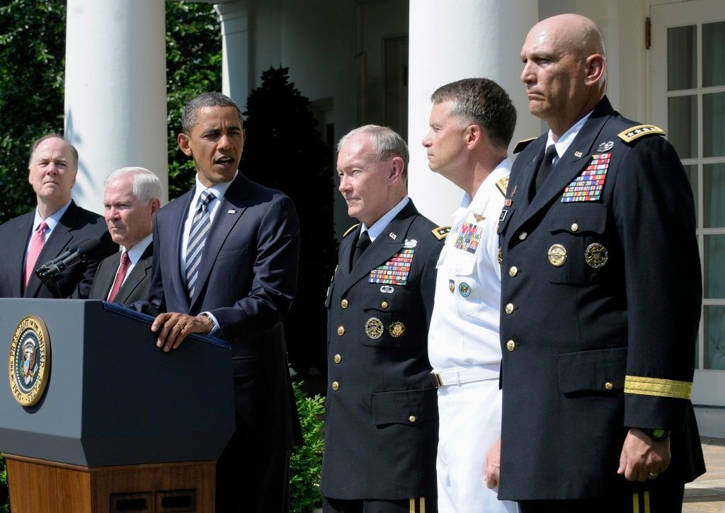 Obama a generál Martin Dempsey