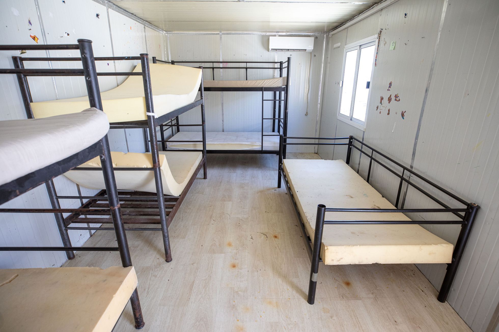 Uprchlický tábor Kara Tepe na ostrově Lesbos v Řecku, uprchlíci, migranti, uprchlická krize