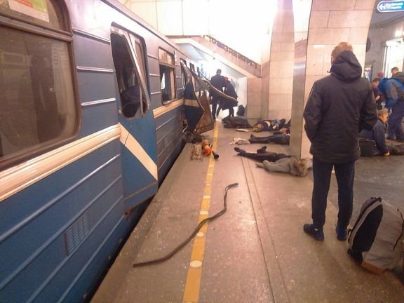 Situace těsně po útoku v petrohradském metru.