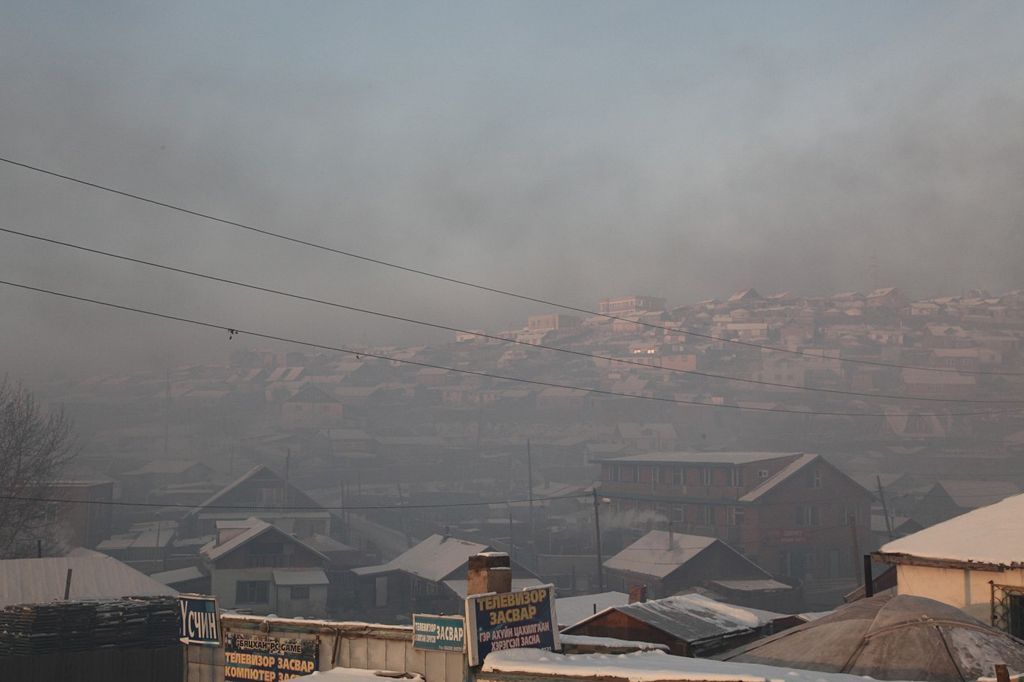 Foto: Podívejte se, jak smog zahaluje život ve městech - Mongolsko
