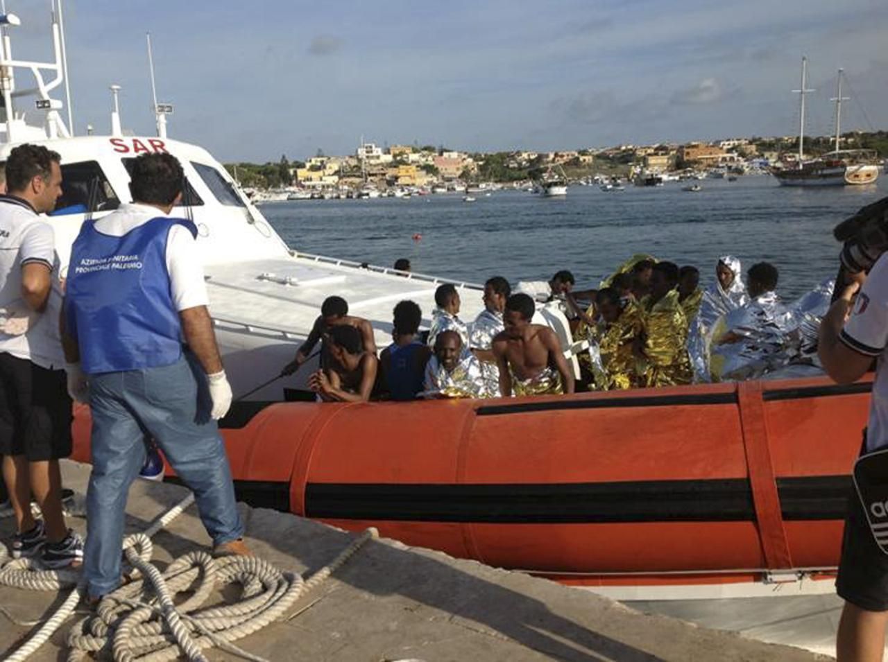 Uprchlíci z Eritrei zachránění u pobřeží Lampedusy