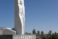 Reportáž z jediného města, kde mají pomník Jelcina
