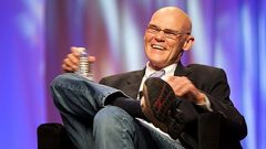 Politický stratég James Carville