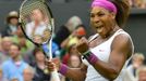 Americká tenistka Serena Williamsová se raduje z vítězství nad Češkou Petrou Kvitovou ve čtvrtfinále Wimbledonu 2012.