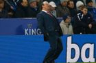 Benítezovi premiéra na lavičce Newcastlu nevyšla, Leicester vede ligu o pět bodů