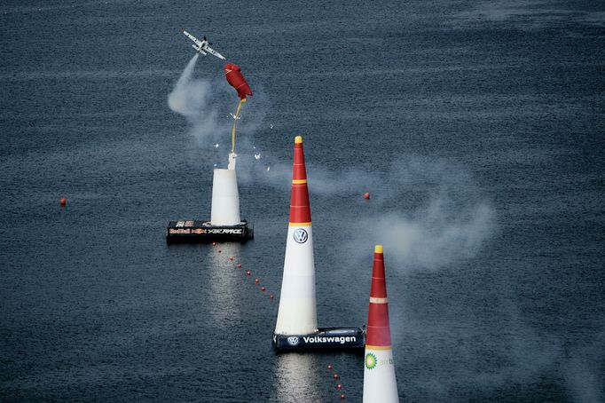 Matthias Dolderer v závodě Red Bull Air Race v Kazani 2019