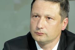 Štěpánek se bude ucházet o post předsedy Strany zelených, vyzve současnou šéfku Drápalovou