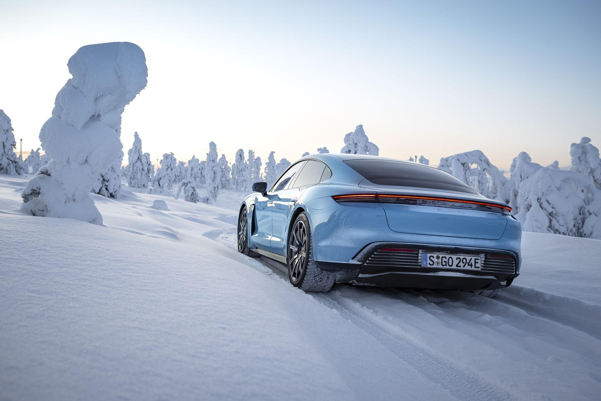 Porsche Taycan 4S