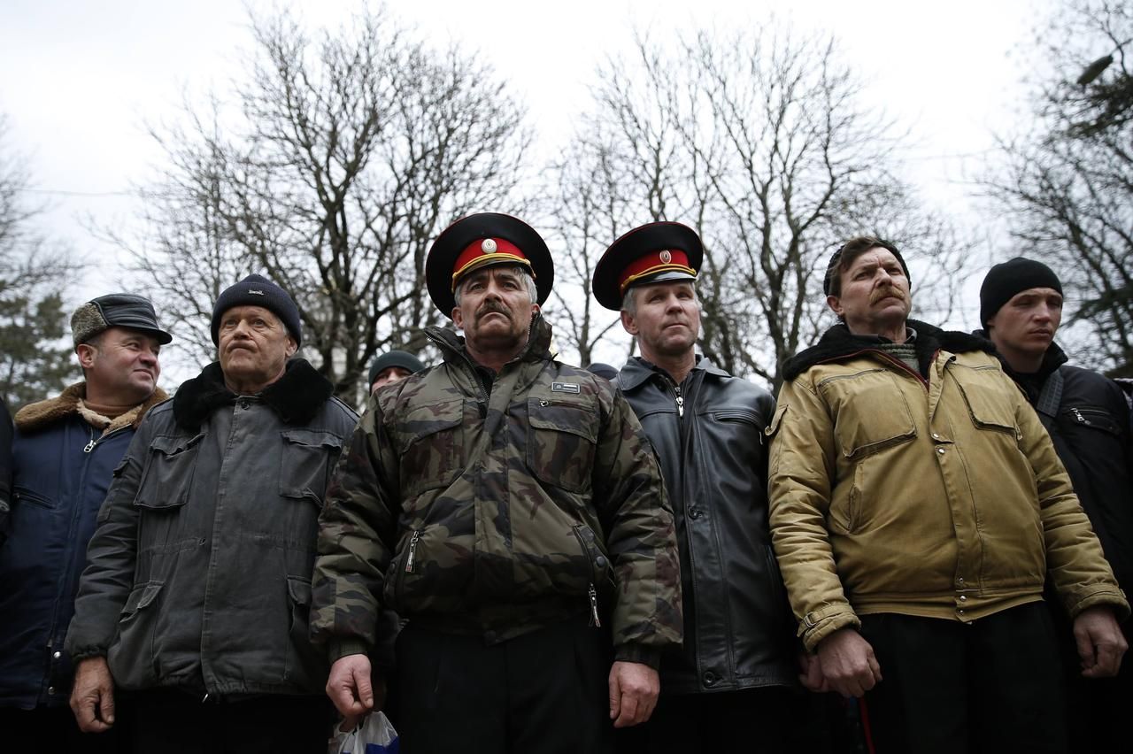 Krym - Simferopol - 28. 2. 2014 - kozáci