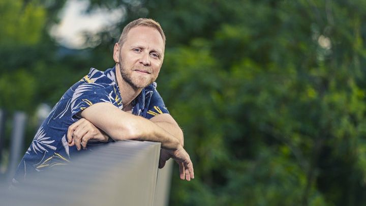 Kritizoval ředitele. V Národním divadle předčasně skončí šéf činohry Špinar - Vimarsana News