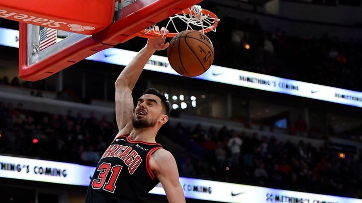 Satoranský a spol. pomohli Golden State ze dna, podlehli mu v těsné koncovce