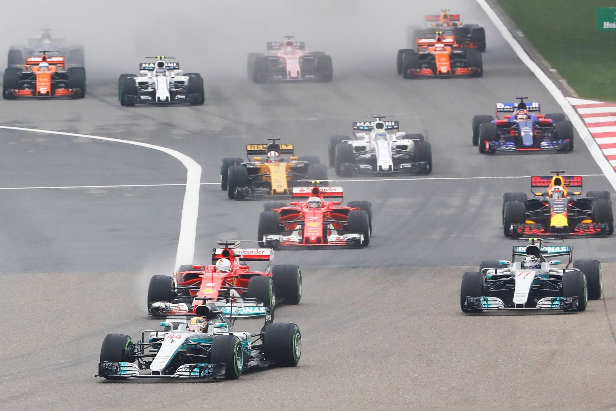 Lewis Hamilton ve Velké ceně Číny 2017