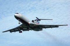 Ztichne ruské nebe? Ohnivá nehoda zastavuje lety Tu 154