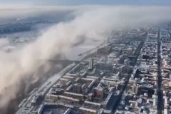 "A zima bude veliká. Jen šera a sníh." Rusové zastrašují Evropany klipem a básní
