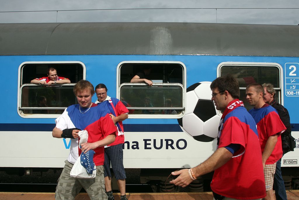 Vlakem na Euro 2012 (fanoušek)