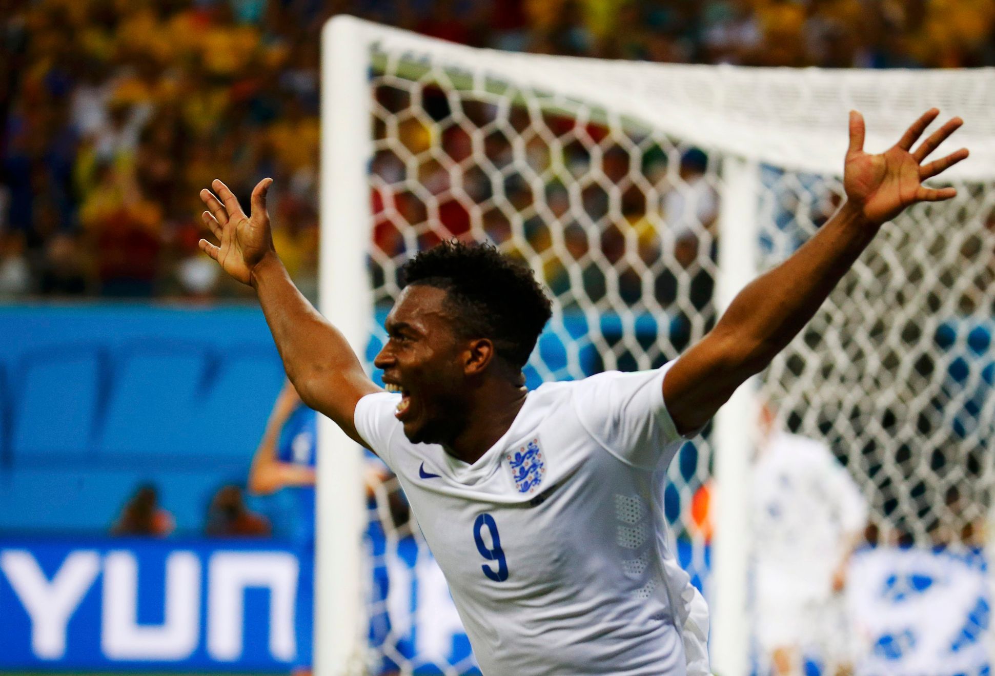 England's Sturridge celebrates his goal against Italy during their 2014 World Cup Group D soccer match at the Amazonia arena in Manaus