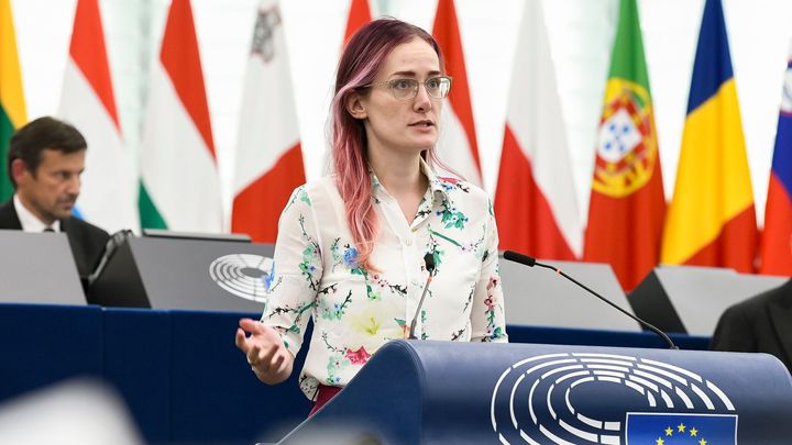 Rusko stále víc obchází sankce, některé země mu pomáhají. Brusel chystá další balíček