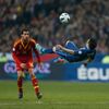 Fotbal, Francie - Španělsko: Mathieu Valbuena, nůžky