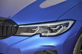 Vyváženému designu se dají vytknout některé detaily, které už jsme viděli jinde. Stejnou "ploutvičku" v LED světlech mají i Peugeoty.