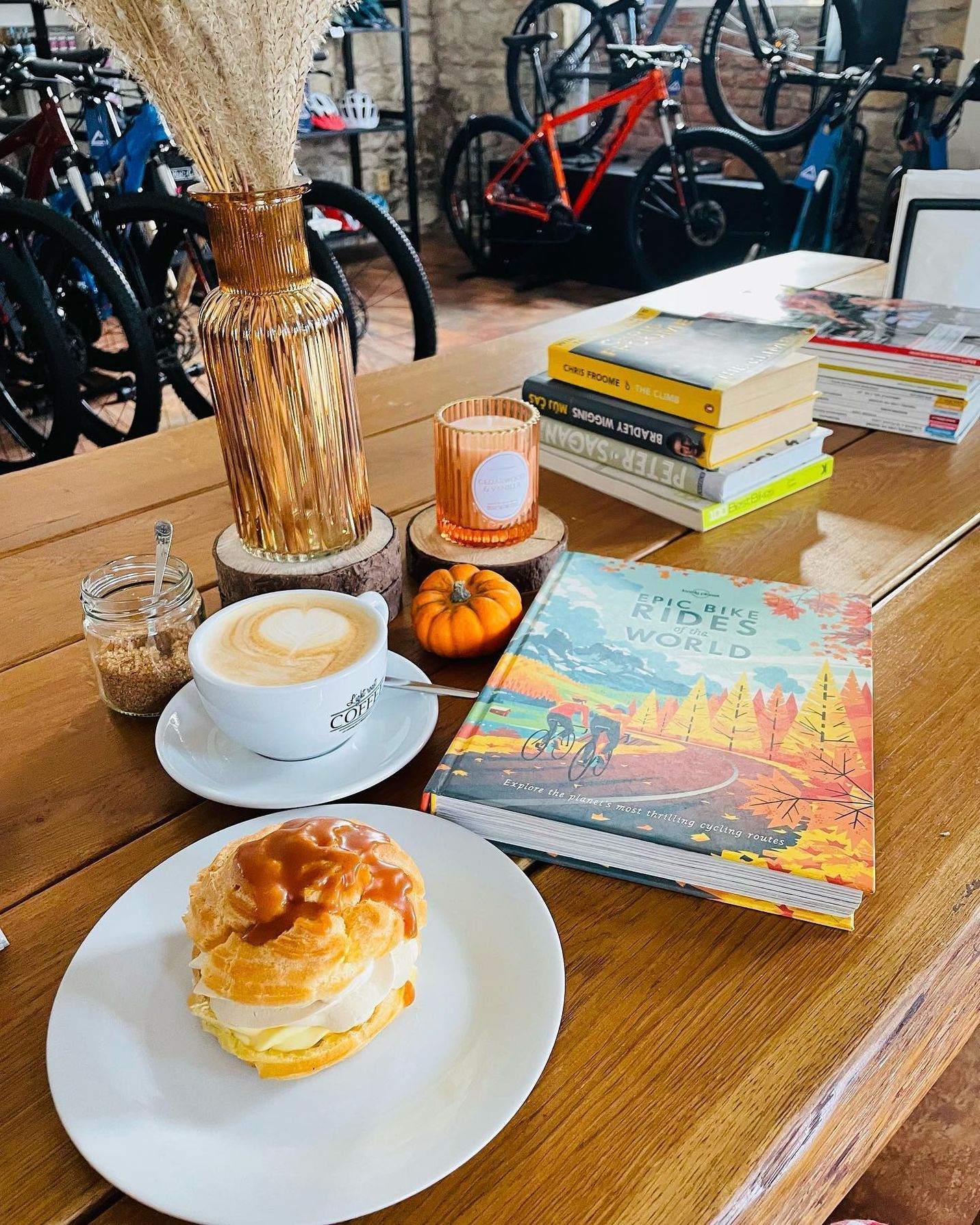 Kolo a káva, káva, kolo, kavárna, servis, podnik, Červený újezd