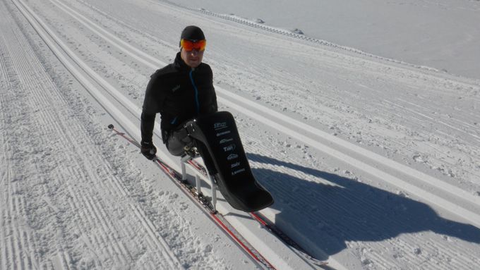 Handicapovaný lyžař Jan Tománek