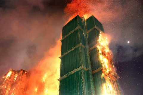 Hong Kong, Čína, bytový komplex, požár