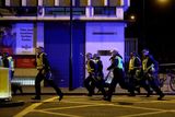 Policie dostala hlášení o útoku osm minut po desáté hodině večer.