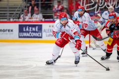 Oceláři vyhořeli v repríze finále, extralize nadále vládnou Sparta s Pardubicemi