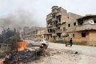 Bombové útoky v Libyi si vyžádaly 35 mrtvých. Teroristé cílili na mešitu i záchranáře