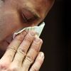Oscar Pistorius pláče u soudu