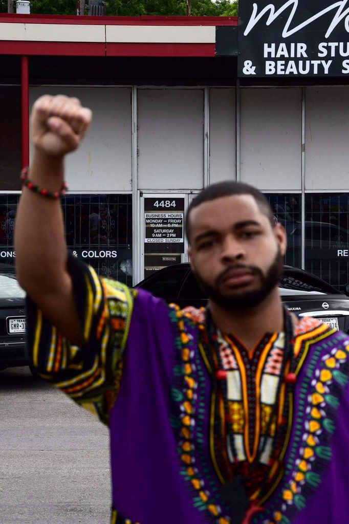 Micah Xavier Johnson - podezřelý ze střelby v Dallasu, zlikvidovaný policisty při zásahu.