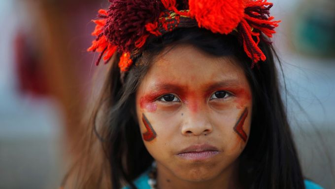 Dívka z brazilského kmene Kaiowá.