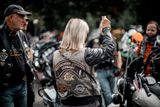 Akce Harleyářů je populární, přijeli sem motorkáři z USA, Mexika, Finska, Francie, Velké Británie i třeba z Kypru.