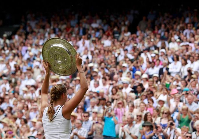 Wimbledon, finále žen: Petra Kvitová (talíř)